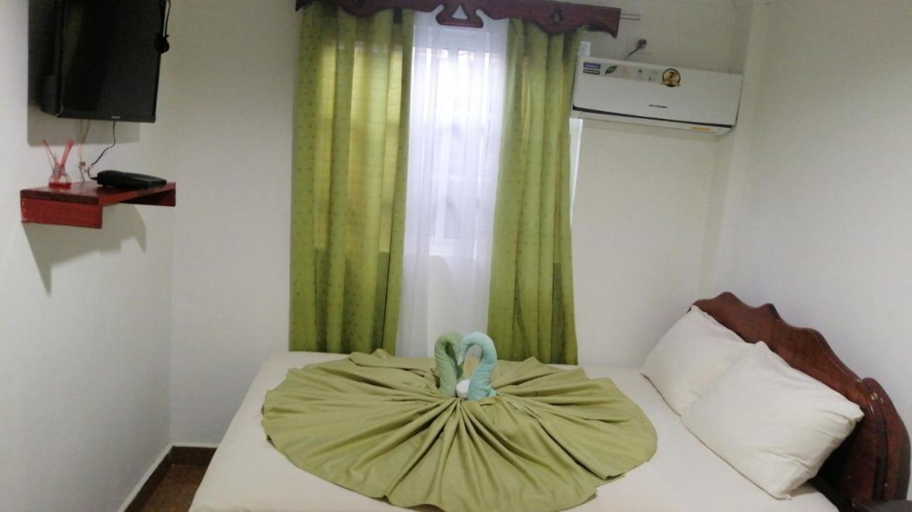 Hotel Don Chicho Bocas del Toro Exterior photo